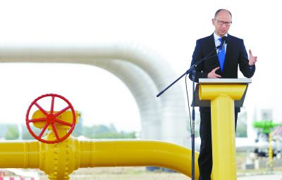 9��2�գ������ڿ�����˹�工�˵�������-���ո��޵���Ȼ���ܵ���ͨ�������ڿ�����Ƿ����˹��Ȼ��ծ�񣬶���˹����6�����ж϶�����Ȼ�����͡�ͼΪ���գ��ڿ��������ǲ�Ŧ���ڿ�ͨ��ʽ�Ͻ�����