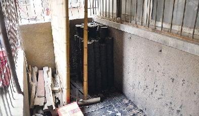 郑州燕庄一家三口煤气中毒 烧煤球取暖屋子不通风