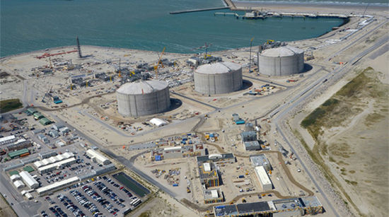 ŷ�޴�������Һ����Ȼ�������նˣ��������ζ���˹��Ȼ����ȡ����