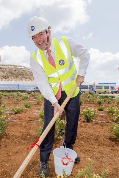 \ 香港中电CEO:政府对新能源支持有助于吸引海外技术